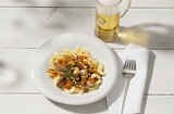 Gulasch von Nürnberger Rostbratwürsten mit Nudeln